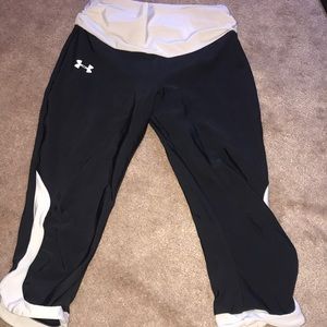Women’s cropped leggings